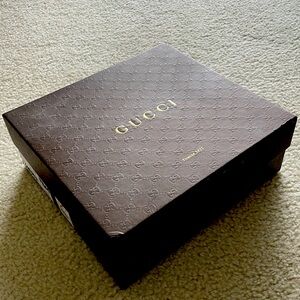 Gucci vintage wedge sandals box